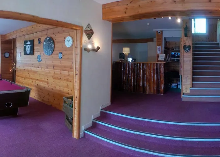 Les Flocons Отель 3*