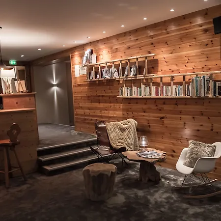 Les Flocons Hotel 3*