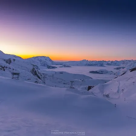 Отель Les Flocons 3*